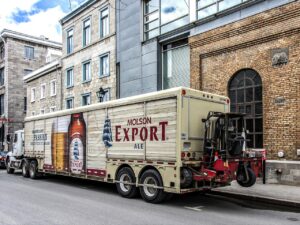 macou-truck-Pixabay_2537325_1280